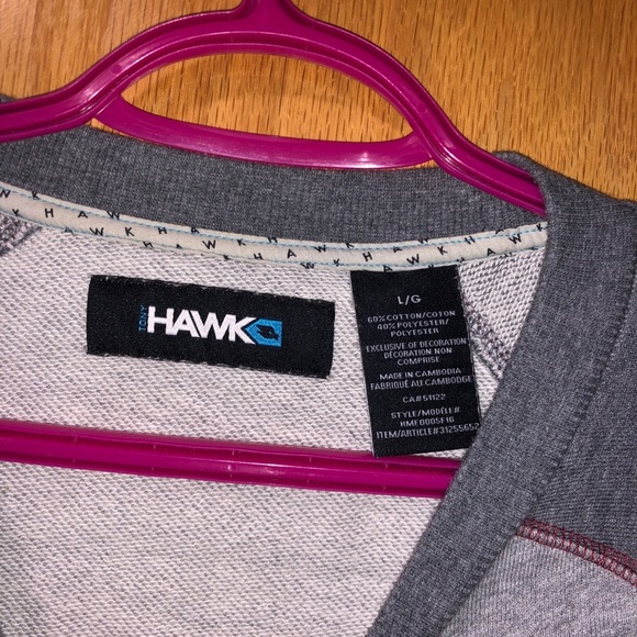 5/$25🖤Tony hawk crewneck - Picture 2 of 3